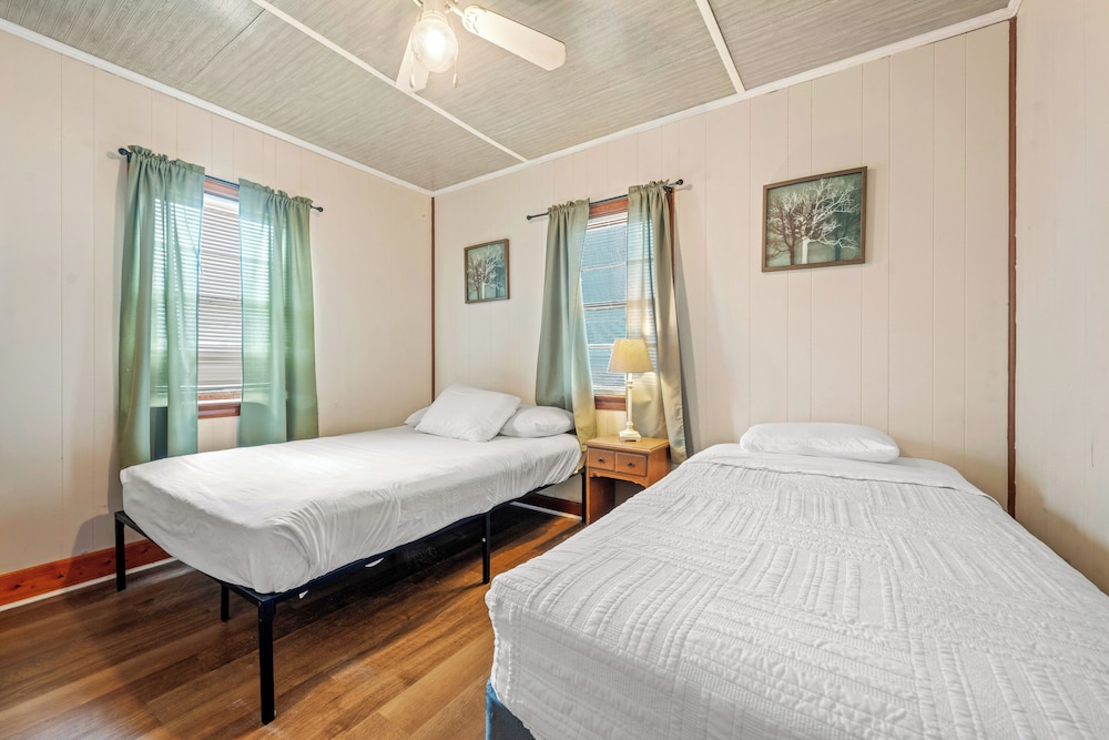 Oceanside Court By Kees Vacations 26/65