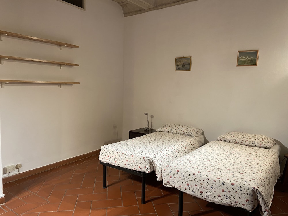 Appartamento Fiesolana 26 2/29