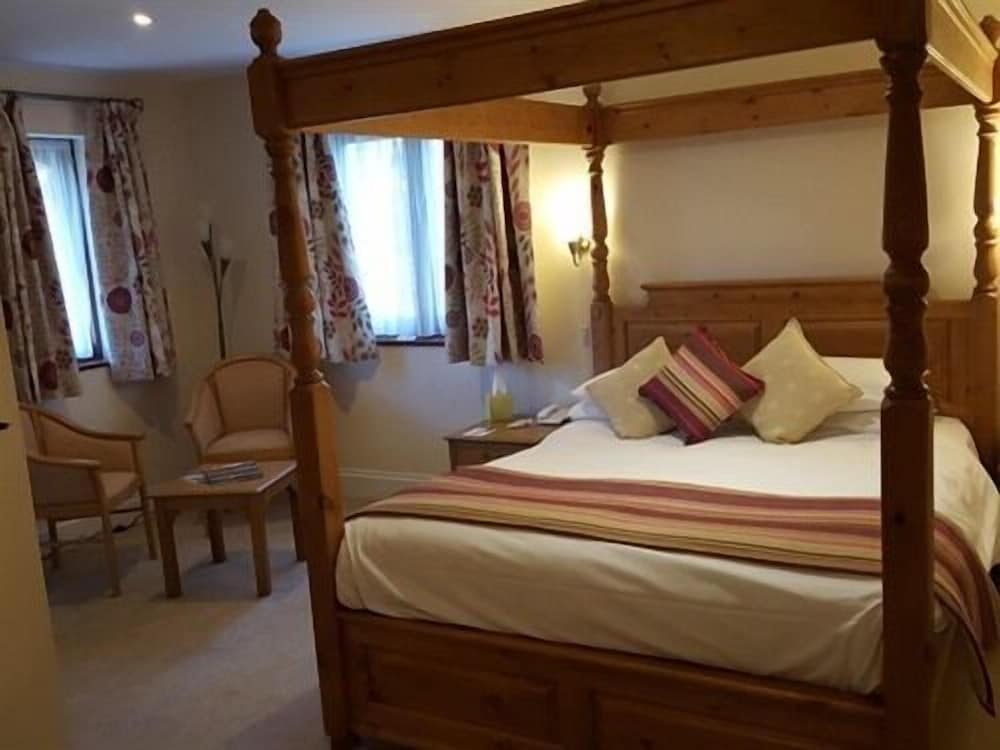 Apple Tree Hotel 2/30