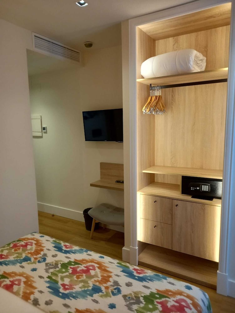 LA PUERTA DE NERJA HOSTAL BOUTIQUE 6/38