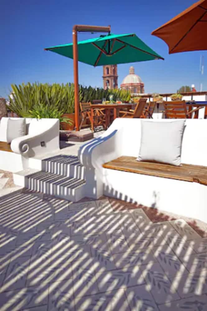 Casa de los Olivos 44/47