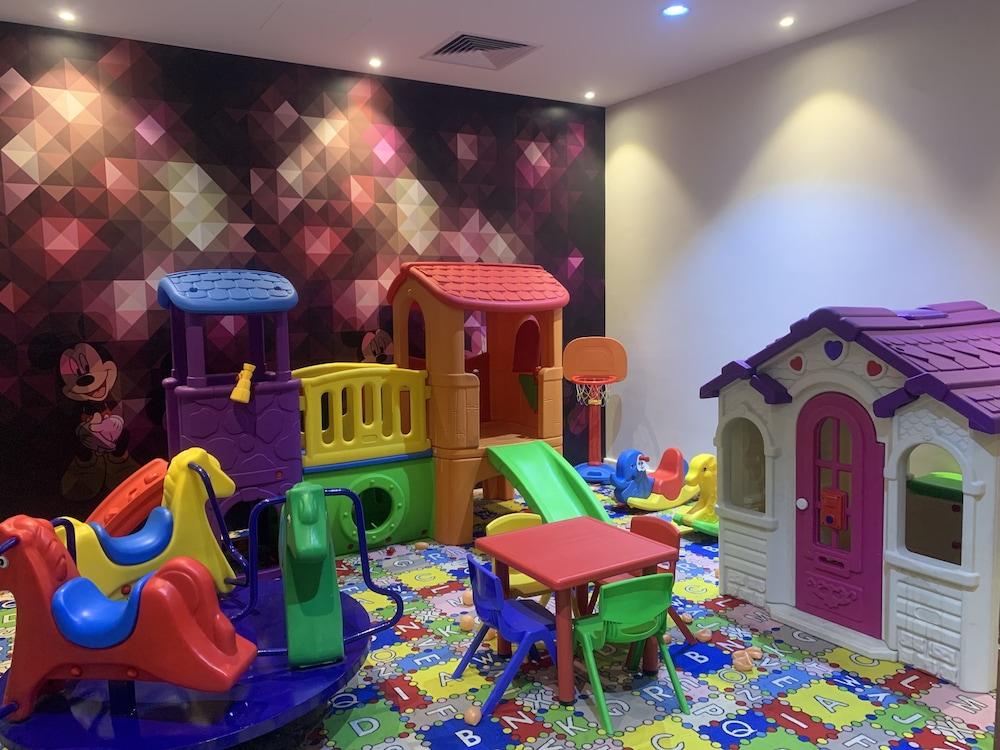 فندق ادماير(Admire Apart' Hotel) 45/50