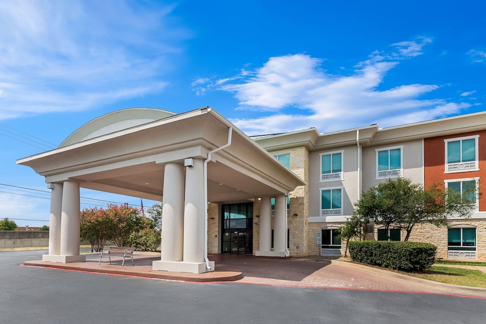 Holiday Inn Express & Suites Austin SW - Sunset Valley, an IHG Hotel