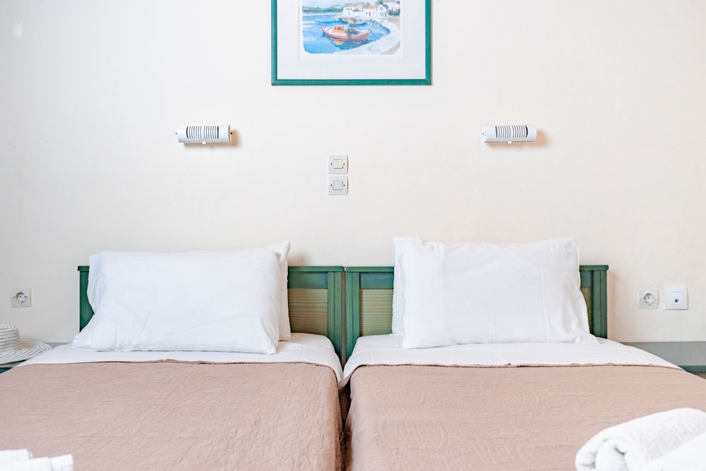 Thalassi Hotel 6/36