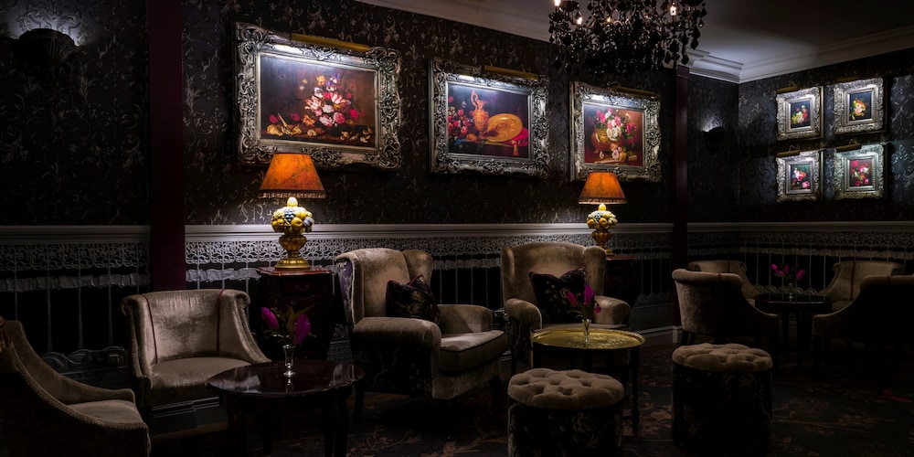 PENVENTON PARK HOTEL 39/42