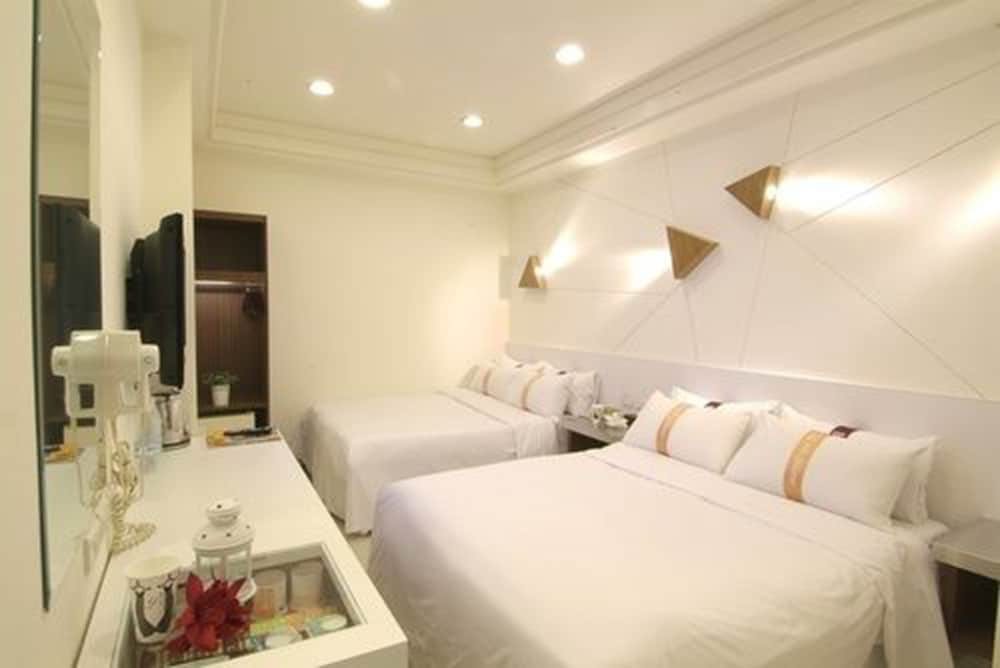 King Plaza Hotel 13/49