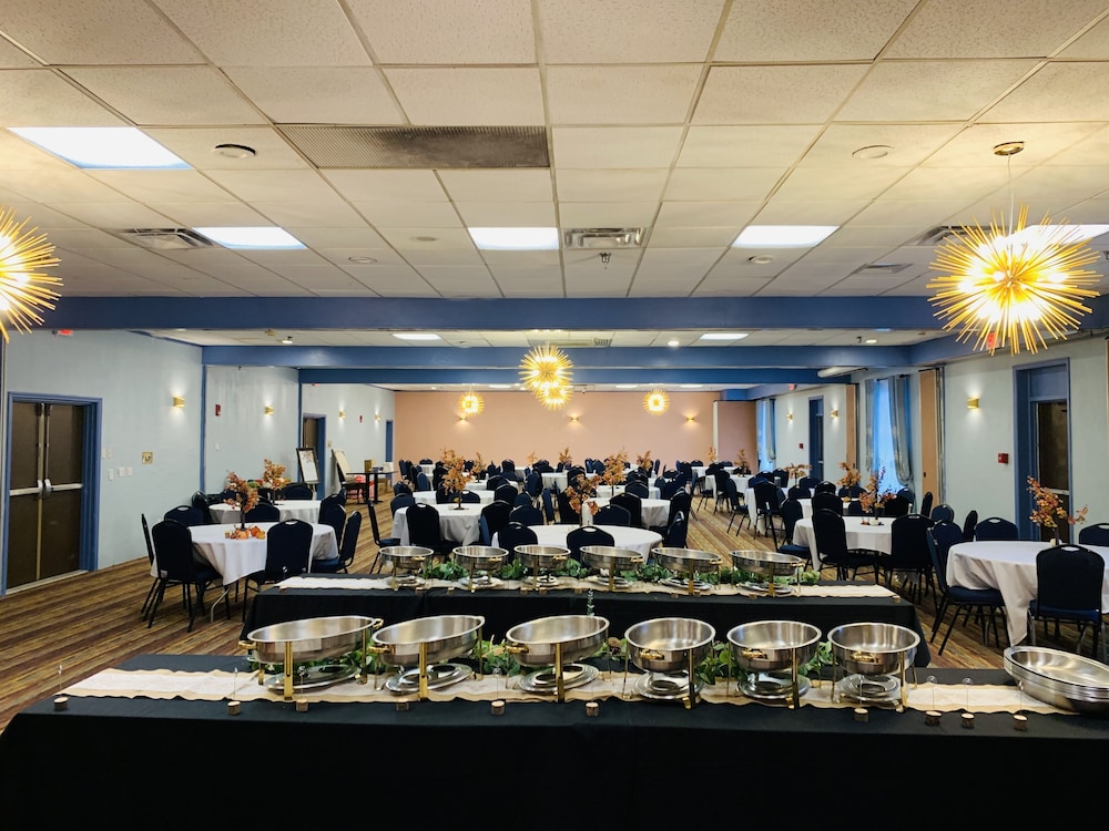 Albany Airport Inn 37/50