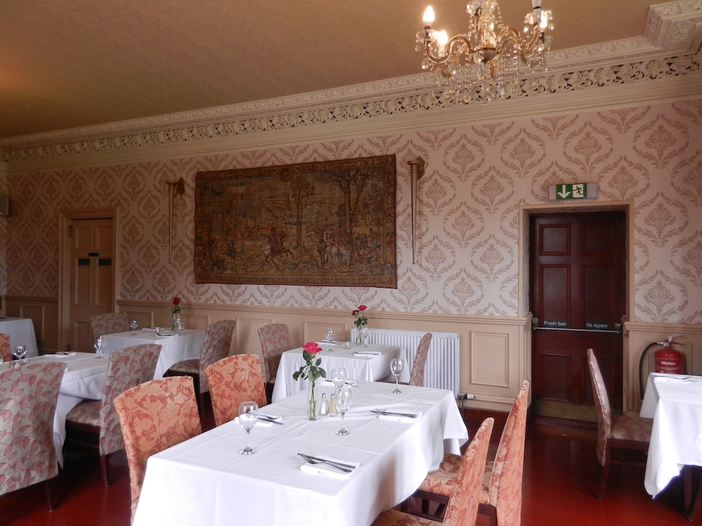 Mansfield Castle Hotel 37/50
