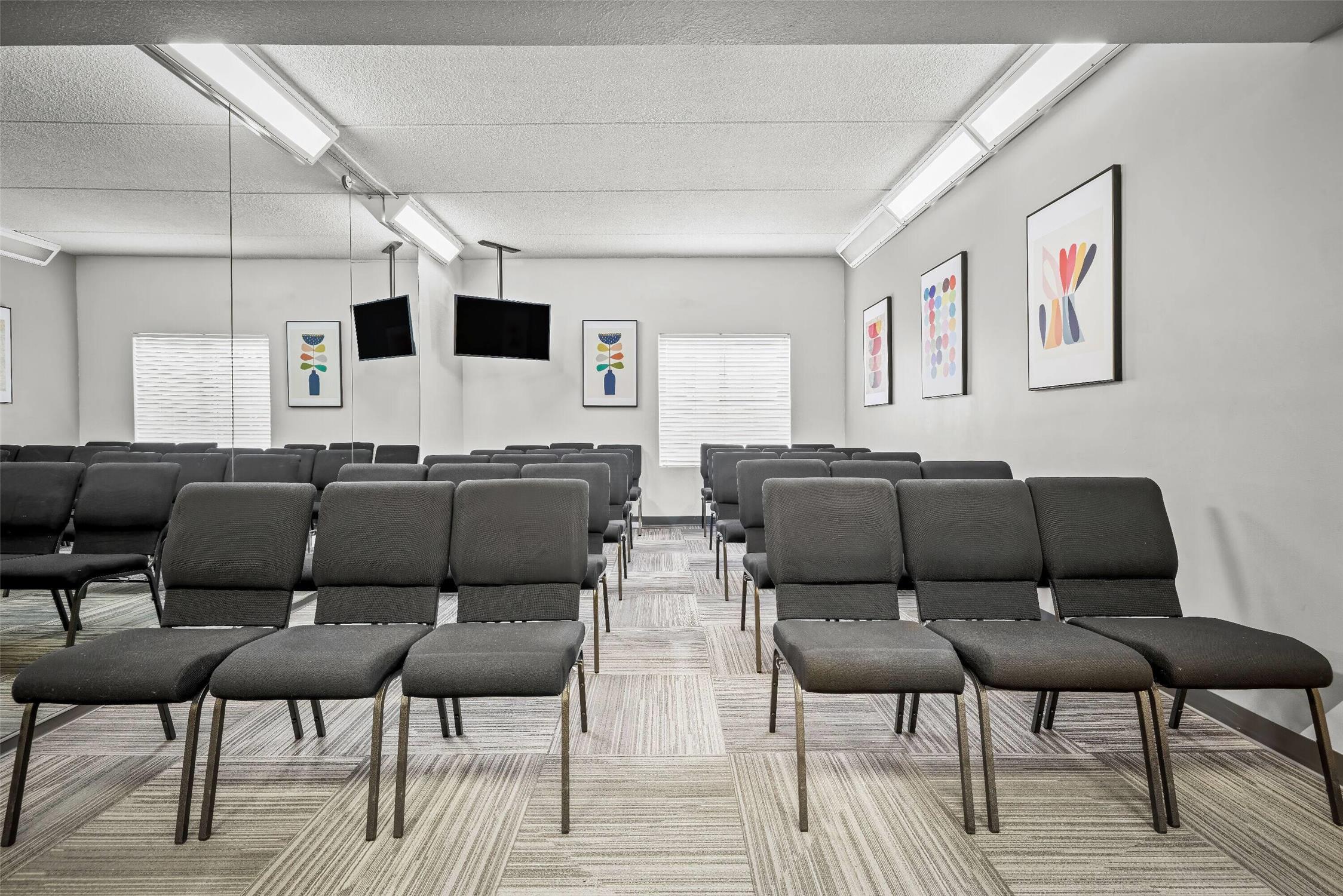 La Quinta Inn and Suites by Wyndham Miami Airport West 47/60