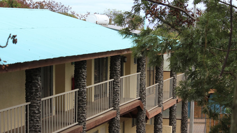 Easter Island Eco Lodge Ex Hotel Rapa Nui 6/75