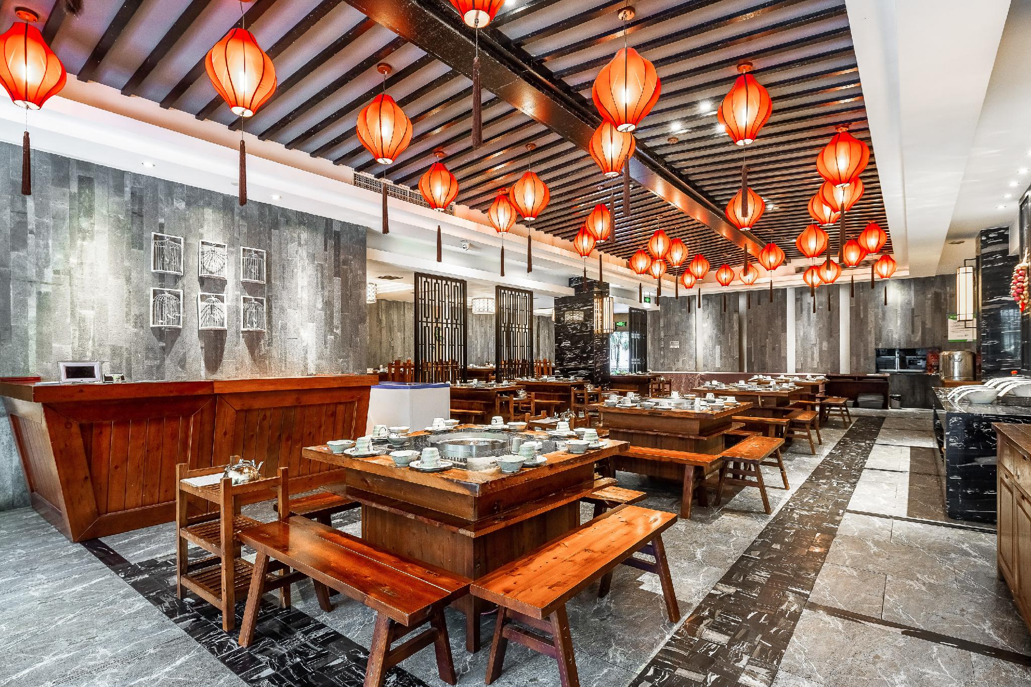 Rezen Kingtown Hotel (Chongqing Ranjiaba) 7/31