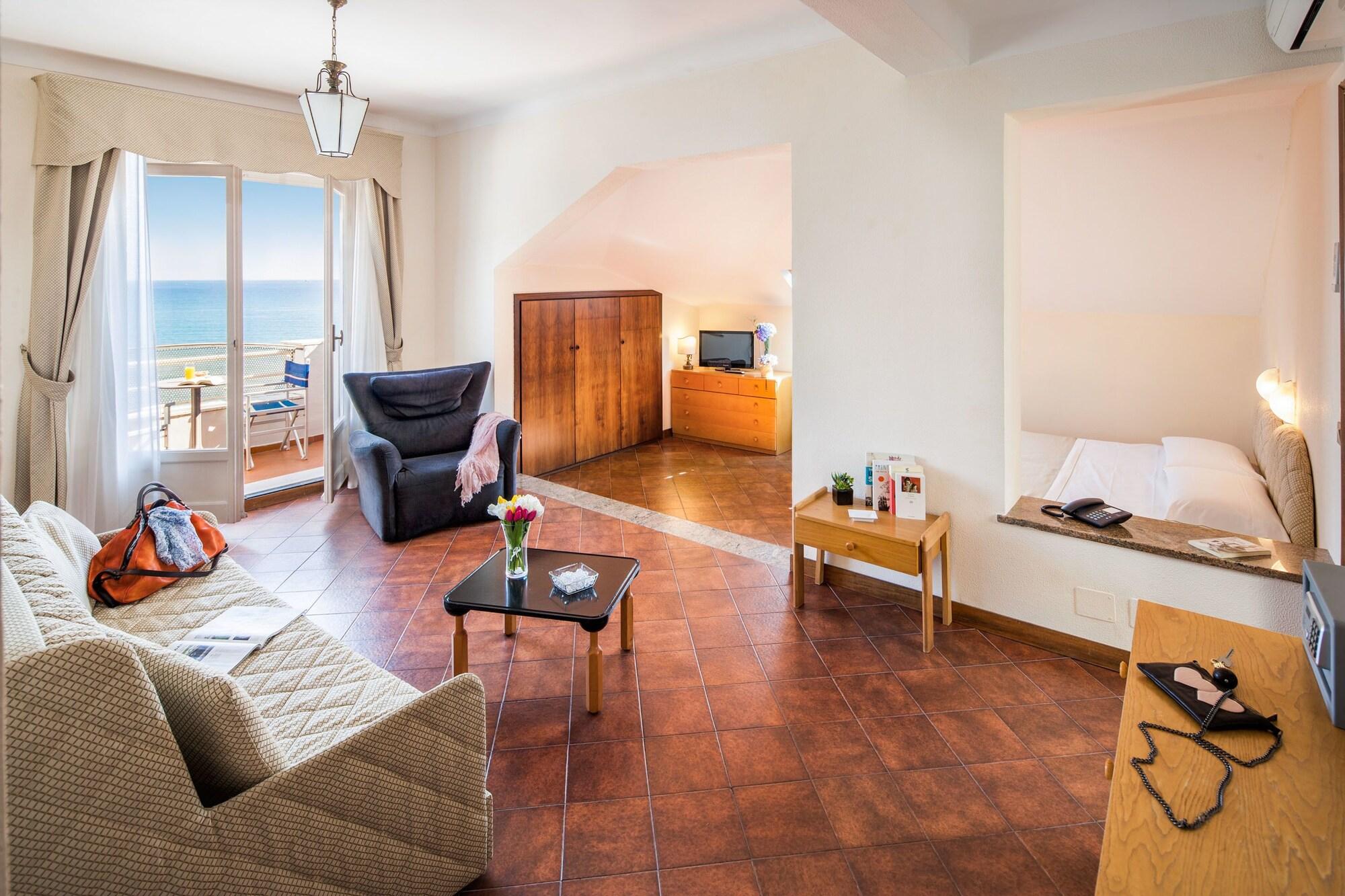 Hotel Golfo E Palme 30/50