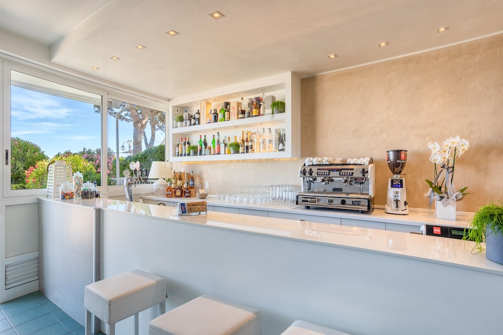 Hotel Sanremo 8/55