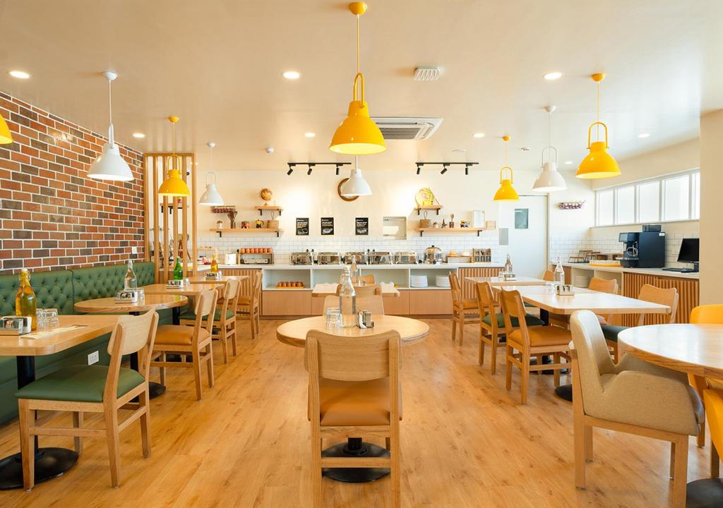 Bloom Hotel - Jayanagar 14/18