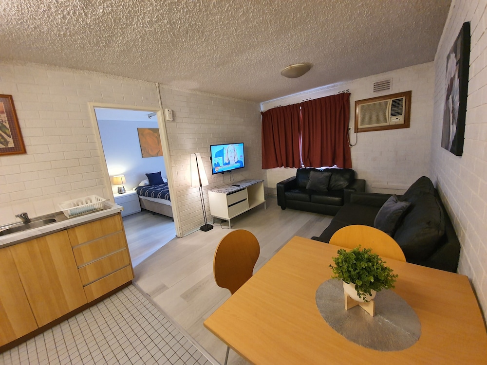 Perth City Apartment Hotel 28/46