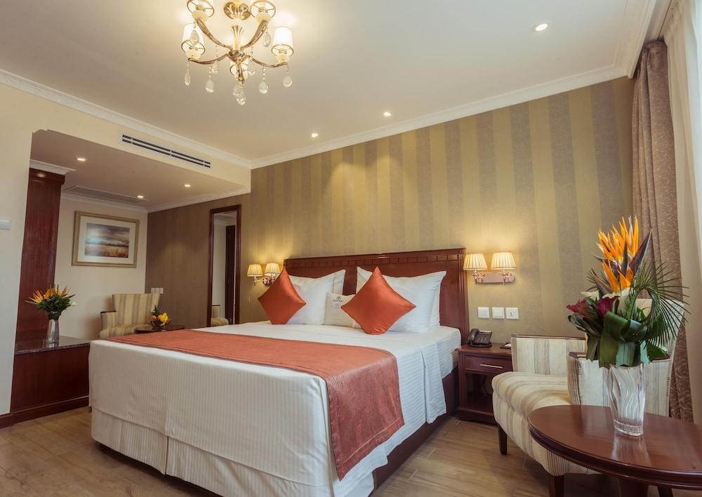 Woodland, Twin Beds