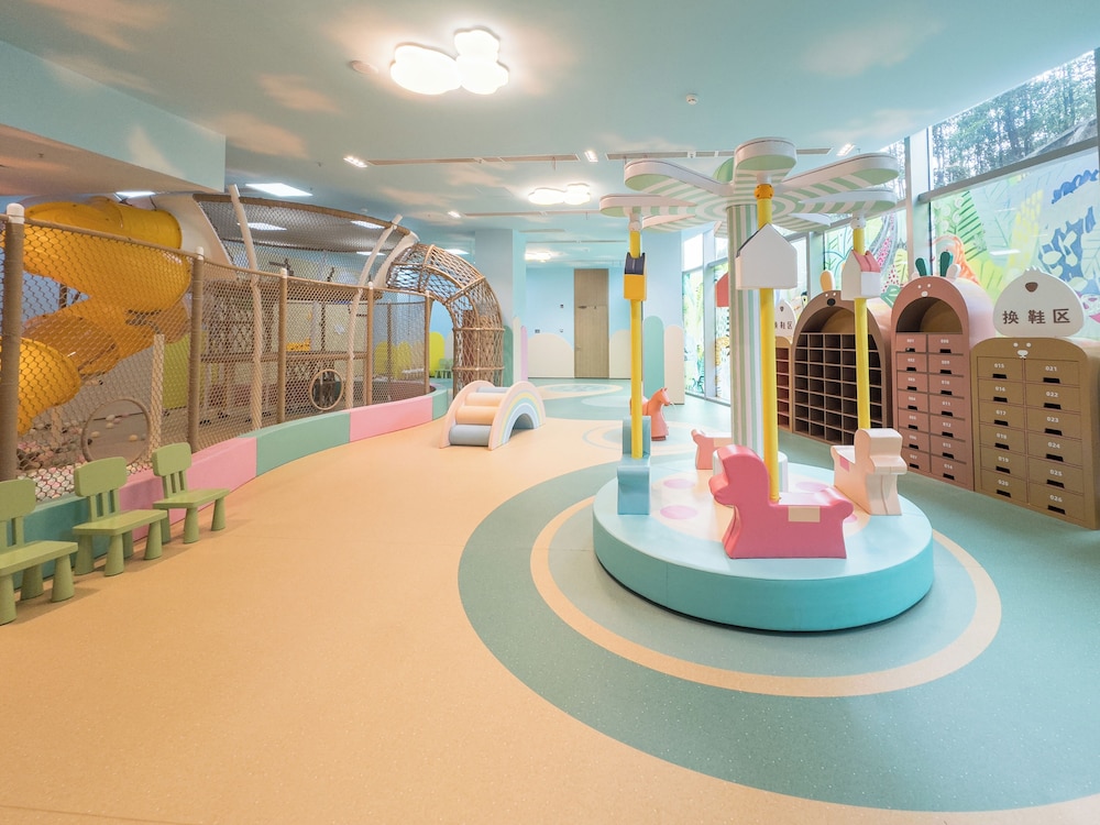Fashion Town Hotel Shenzhen MGallery Collection 48/56