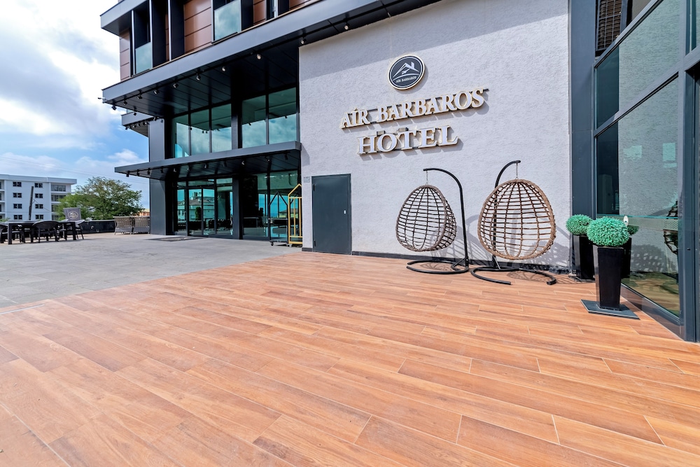 Air Barbaros Hotel 3/53