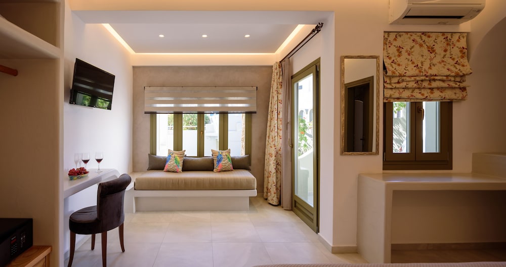 Zephyros Hotel Santorini 27/50