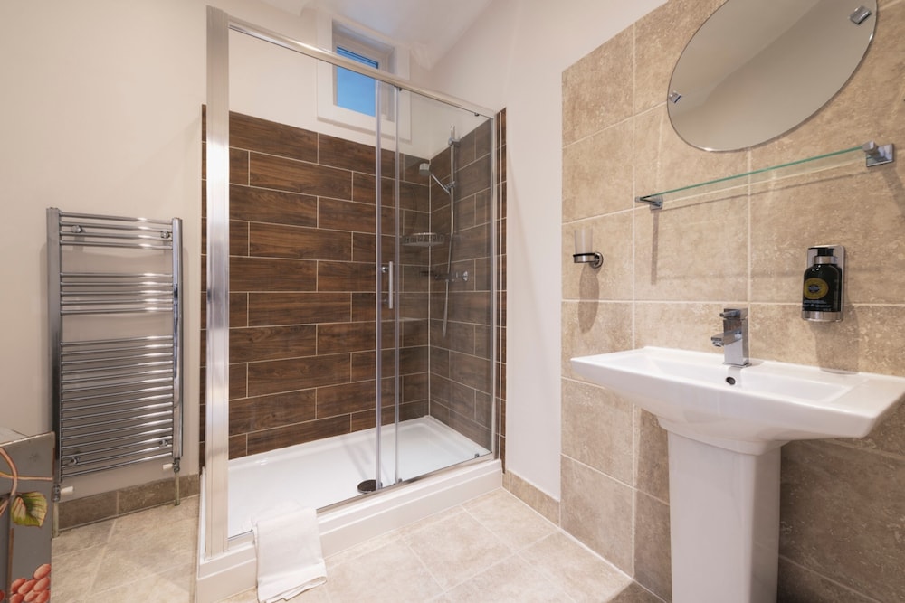 Somerset House Boutique Hotel 47/50