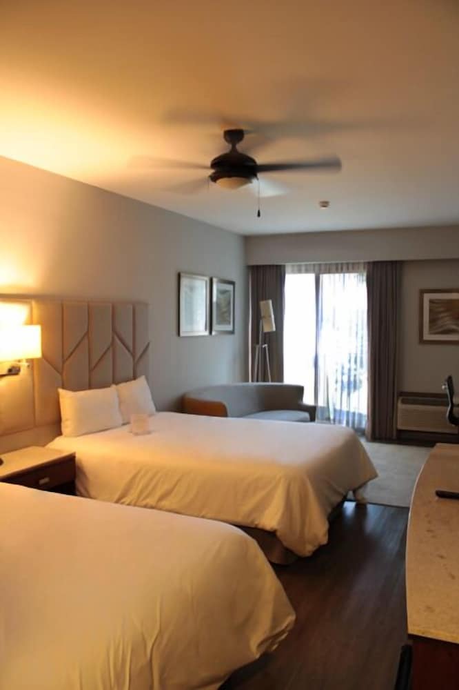 Esplendor by Wyndham Los Mochis Country Place 16/60