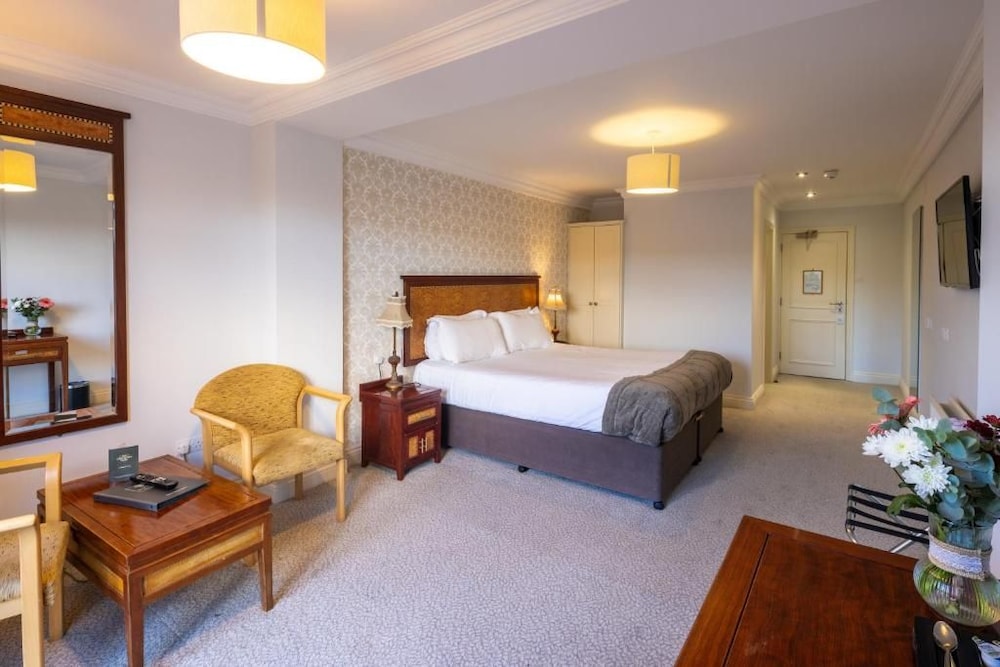 The West Cork Hotel 16/43