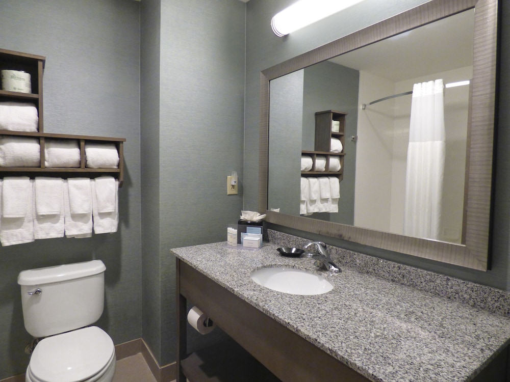 Hampton Inn & Suites Pensacola/I-10 Pine Forest Road 18/47