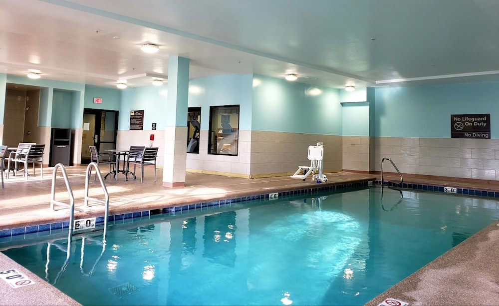 HAMPTON INN COUNCIL BLUFFS