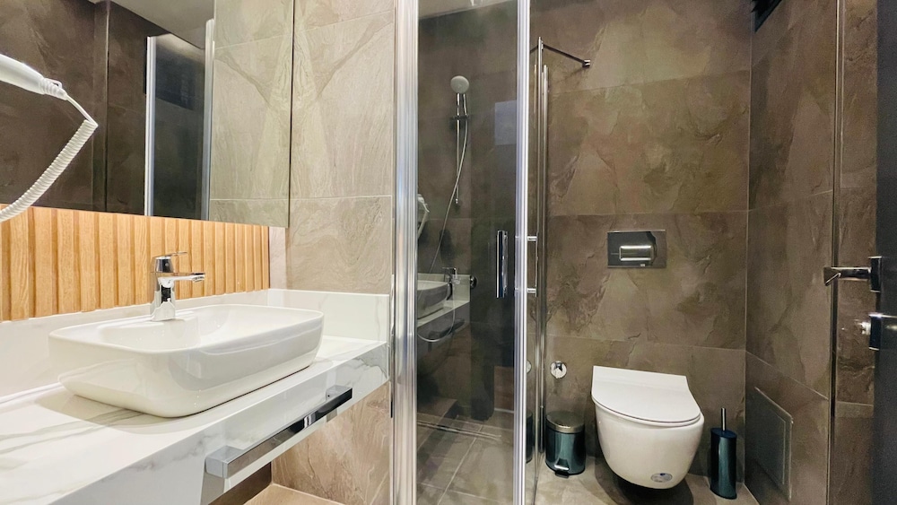 Osmanbey Fatih Hotel 47/50