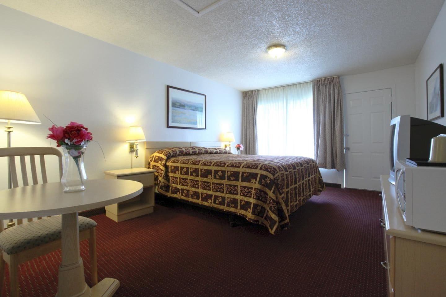 Americas Best Value Inn 18/22