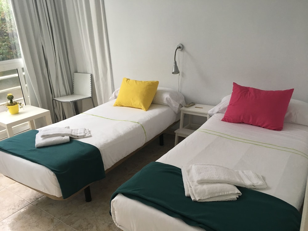 La Moraga De Poniente Malaga Hostel 11/71