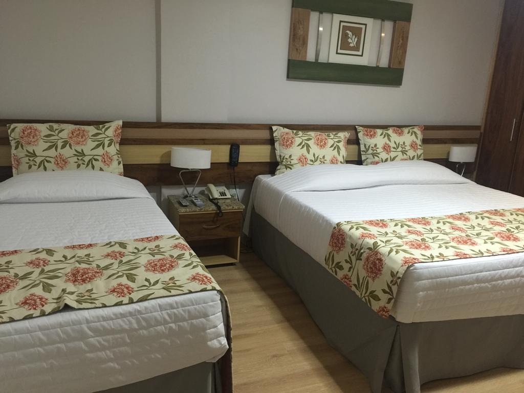 LAGUNA PLAZA HOTEL 8/37