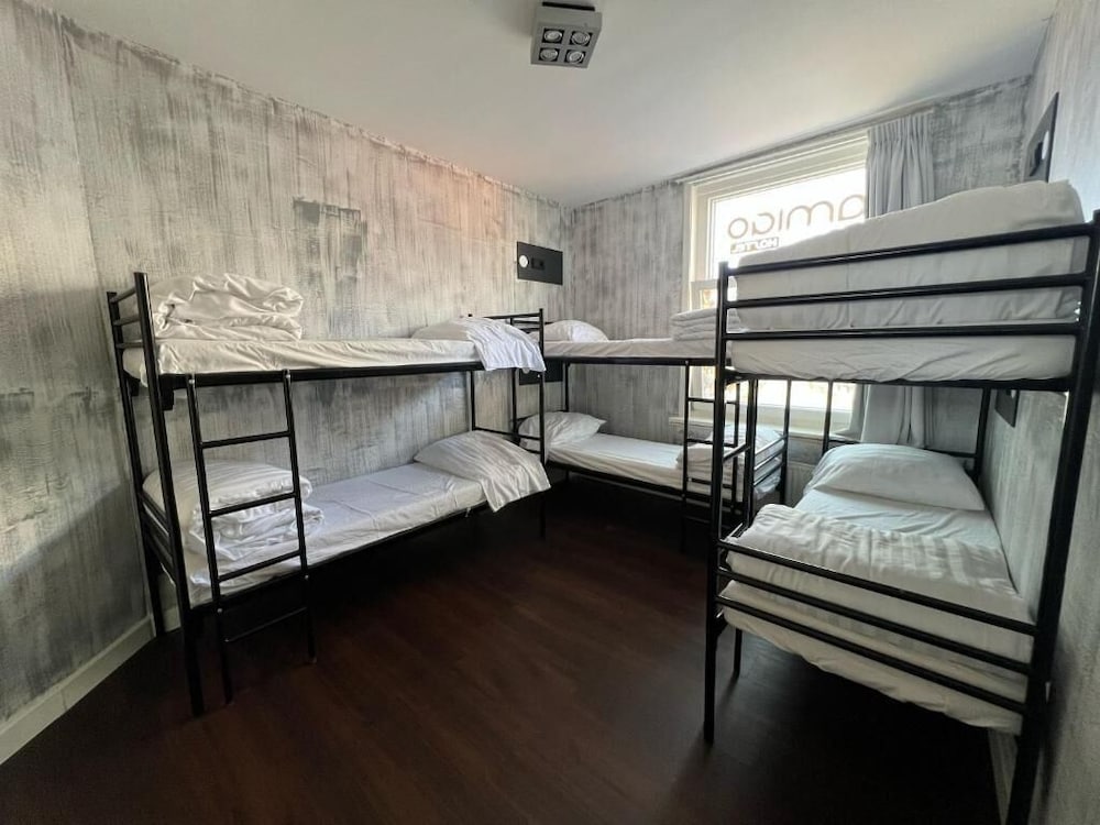 Amigo Budget Hotel 20/50