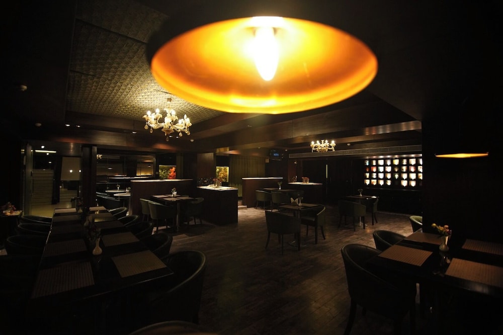 Hotel The Golden Oak 26/36