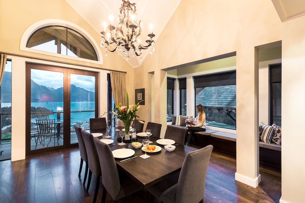 Commonage Villas 25/32