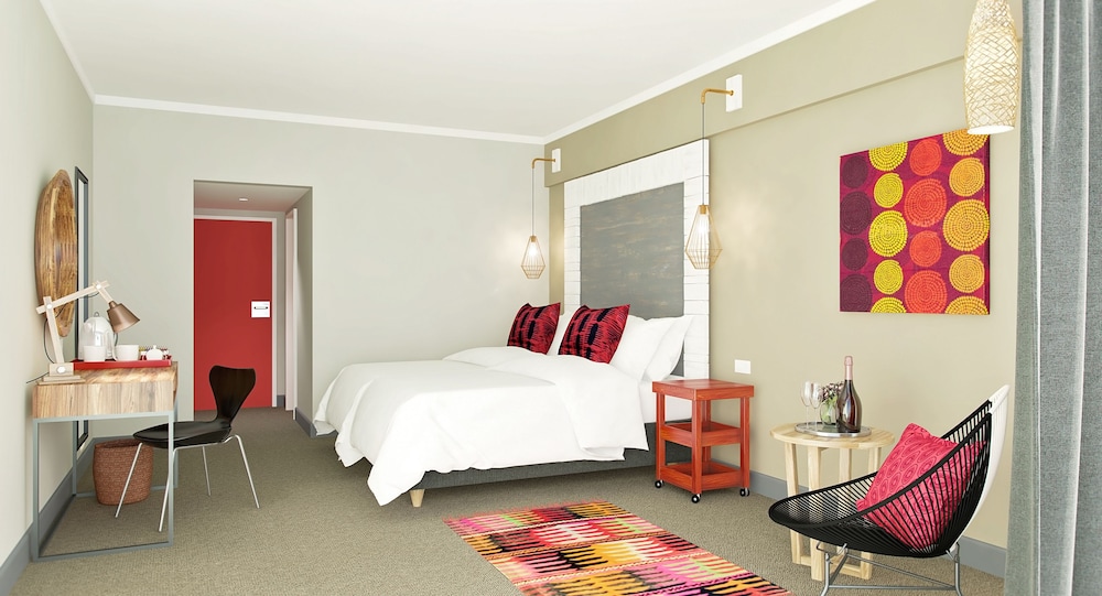 26 Degrees South Bush Boho Hotel 7/37
