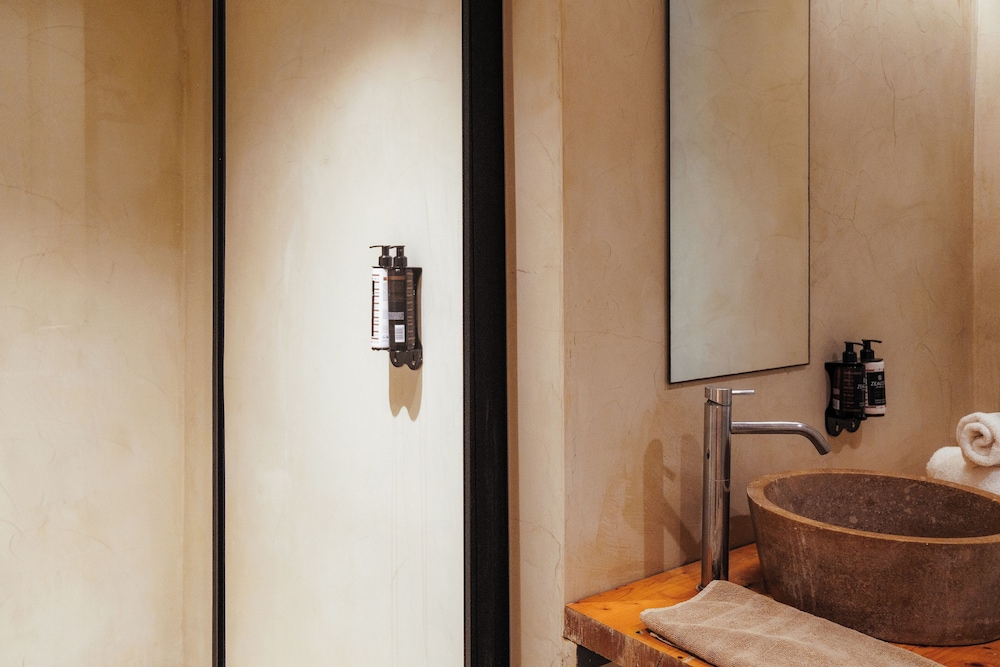 Gloria Maris Hotel Suites and Villas - Adults Only 8/74