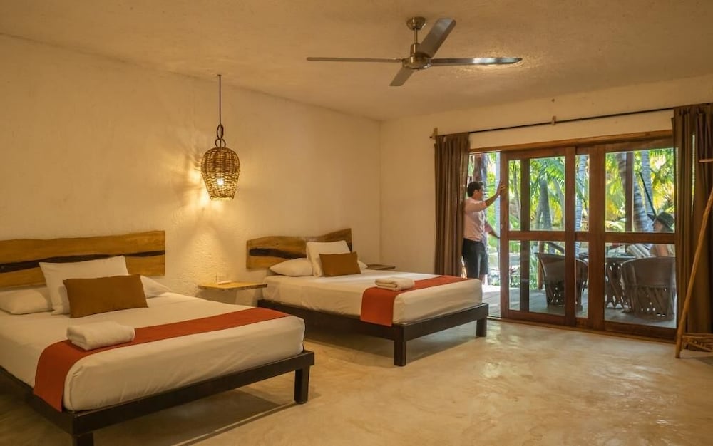 Hotel Zomay Holbox 36/91
