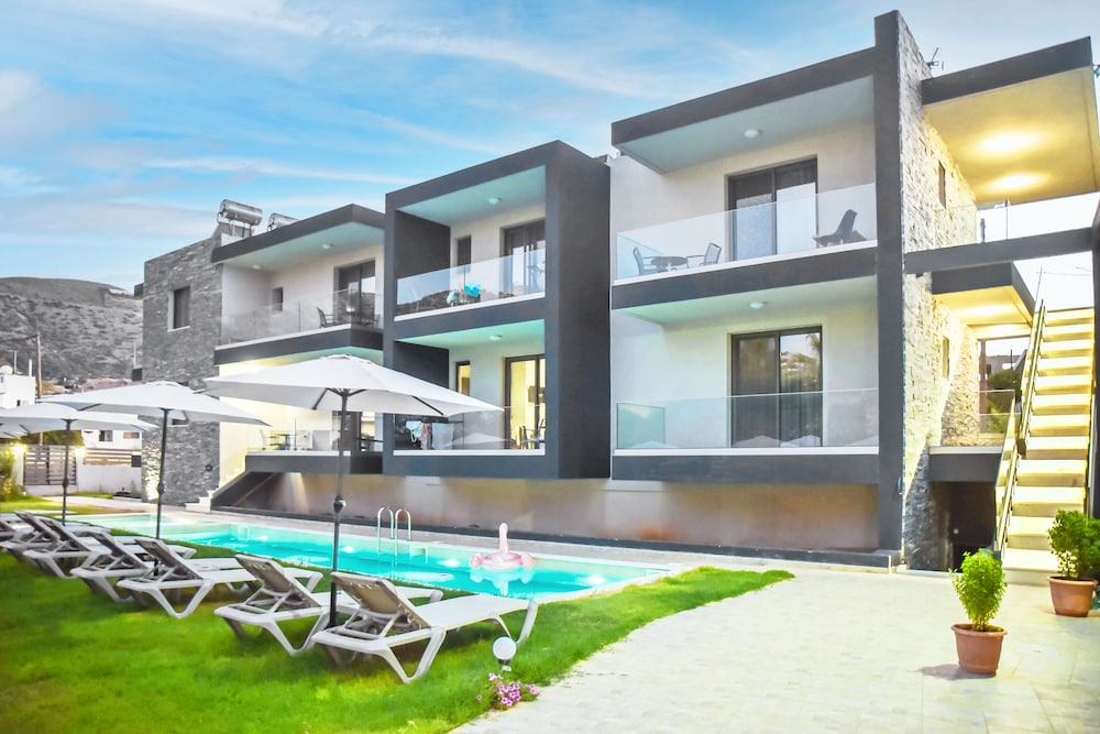 Del Mar by Estia - Adults Only 2/50