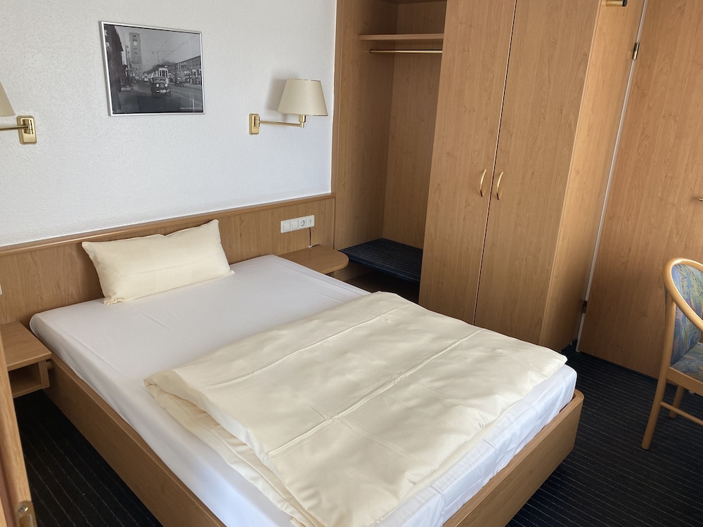 Mirage City Hotel Stuttgart 8/50