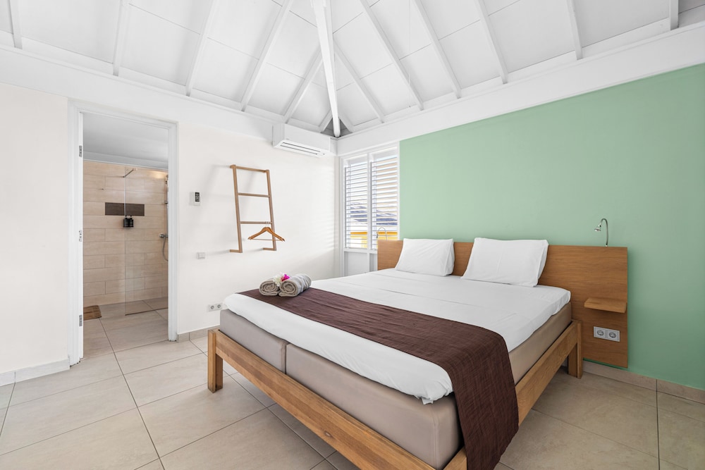 Chogogo Dive & Beach Resort Curacao 16/50