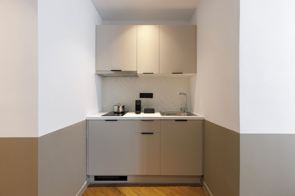 Ermass Modern Living Apartments 13/50