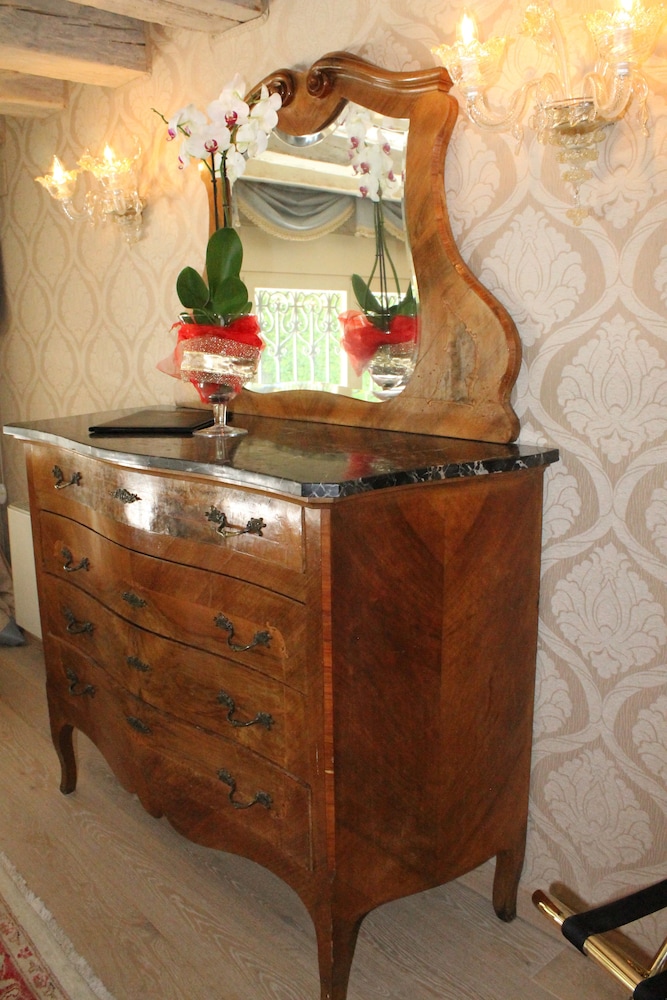 Hotel Palazzo Abadessa 6/50