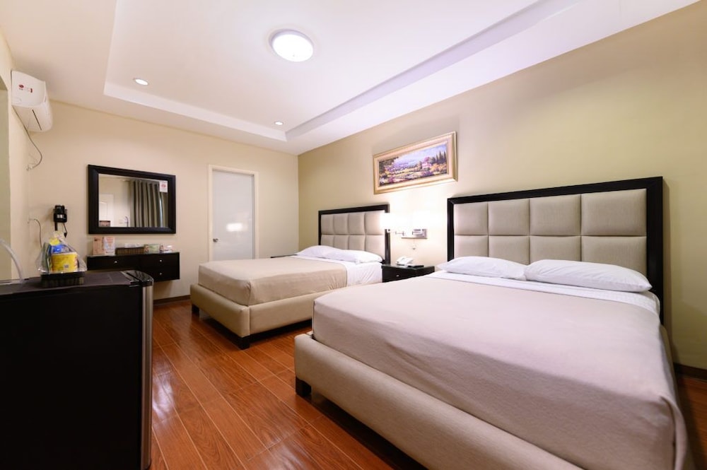 Prism Apartelle Hotel 22/61