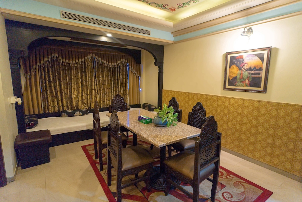 THE NAGPUR ASHOK 32/50