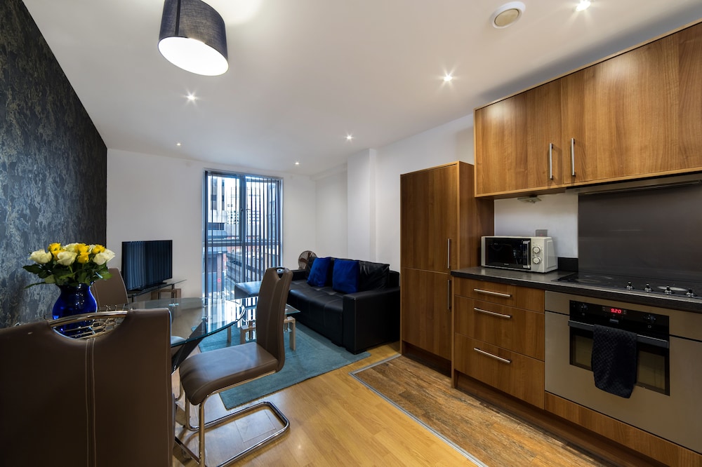 Comfort Zone Parkside Apartments 38/50