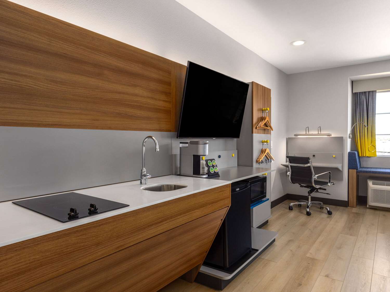 Microtel Inn Suites By Wyndham Tracy 49/67