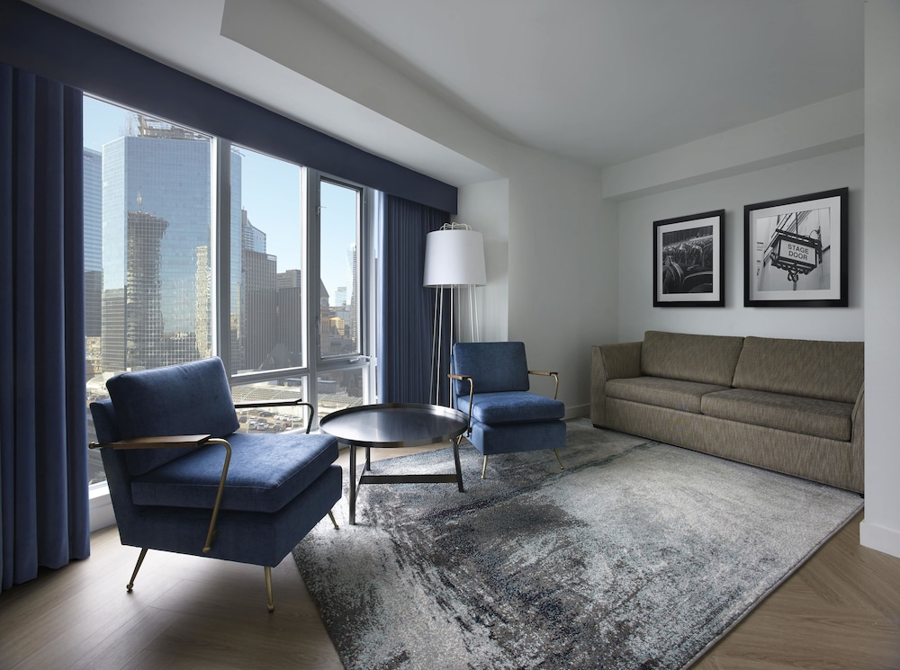 Pantages Hotel Downtown Toronto 22/44