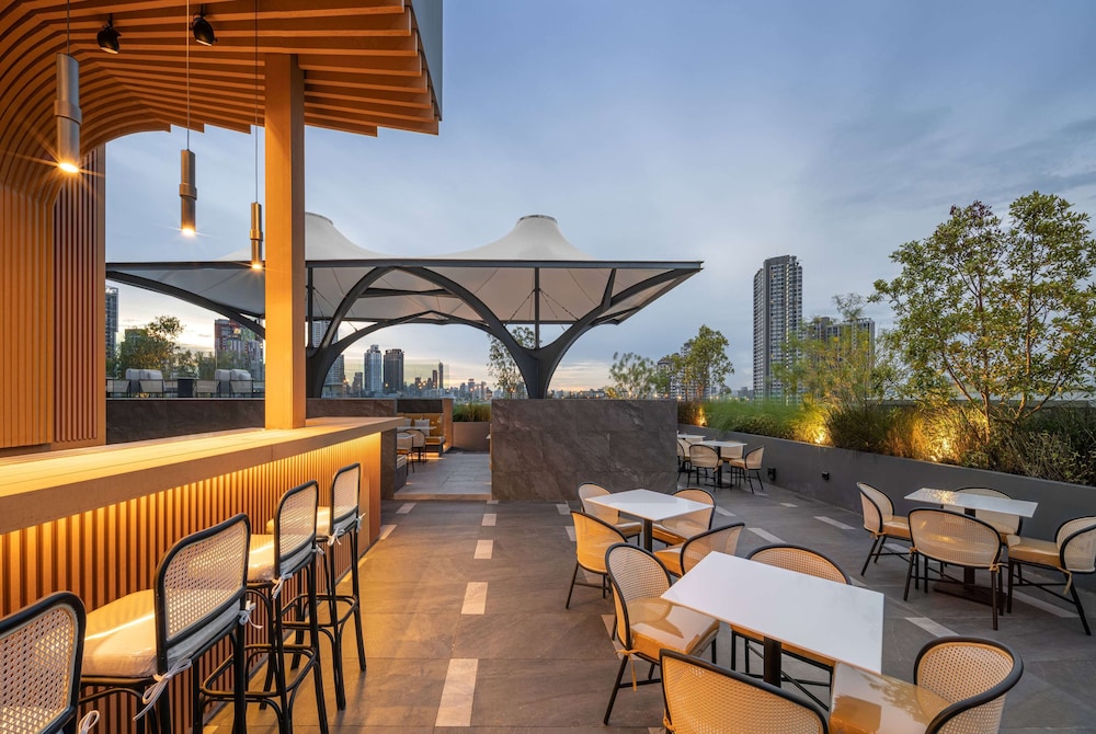 Ramada Plaza by Wyndham Bangkok Sukhumvit 48 34/50