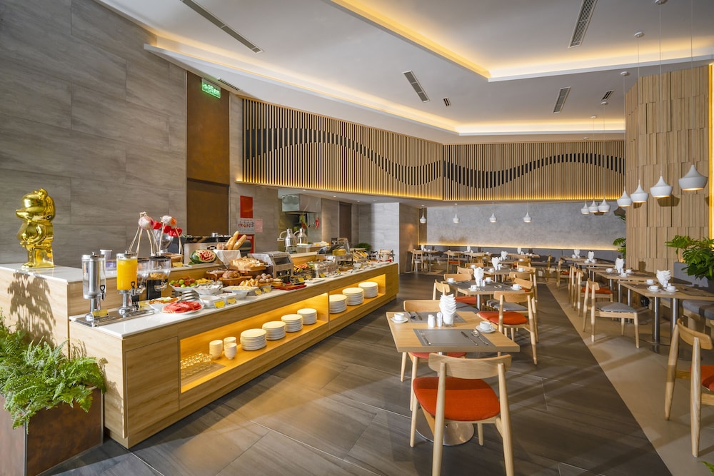 Estrella Boutique Hotel 48/58